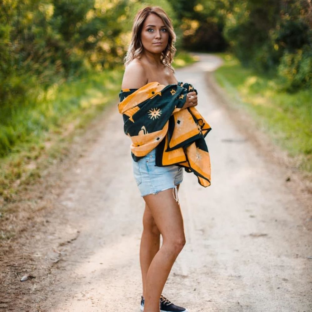 Meet your Posher, Nikki